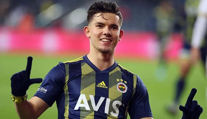 Atiba, Fenerbahçeli Ferdi Kadıoğlu’nun peşinde! Mesaj gönderdi