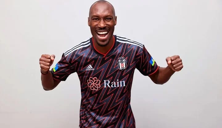 Atiba Hutchinson'a Kanada'dan teklif!