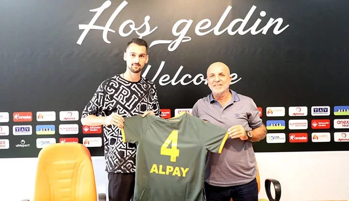 Aytemiz Alanyaspor, Alpay Çelebi'yi resmen açıkladı! İşte Alpay Çelebi'nin açıklamaları...