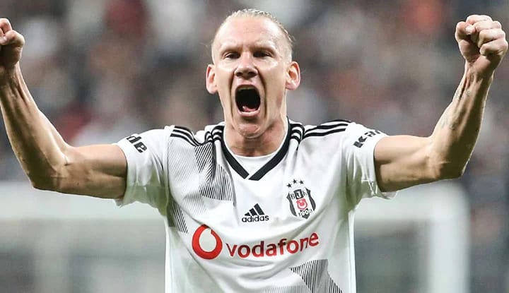 Beşiktaş'ta Vida kararı verildi!