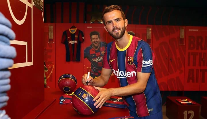 Barcelona'dan flaş Pjanic hamlesi