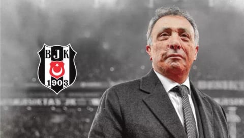 Başkan Ahmet Nur Çebi, deprem yardım toplama merkezinde!