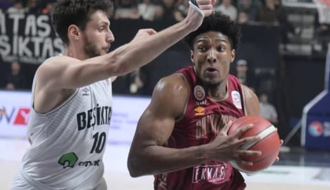 Basketbolda dev derbi heyecanı yaşanıyor