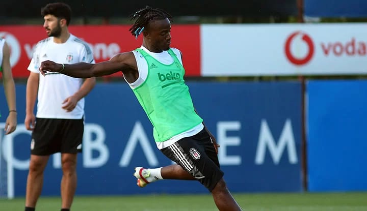 Batshuayi, Beşiktaş'ta ilk antrenmanına çıktı! İşte görüntüler...