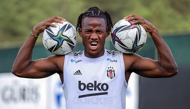 Batshuayi, Chelsea’ye emanet