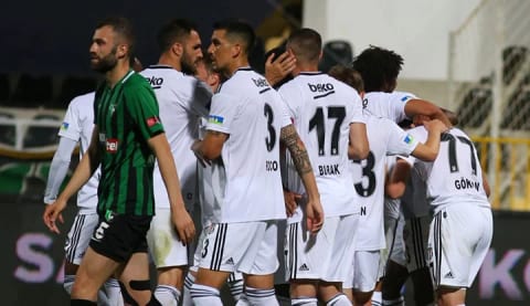"Bazı oyuncular, takımlarının kimliğini belirliyorlar; Beşiktaş için..."