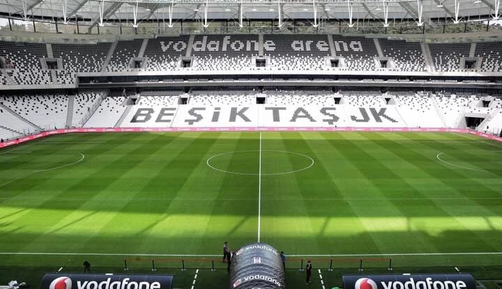 Şenol Güneş, Vodafone Park zemini hakkında konuştu! "En bozuk zemin..."