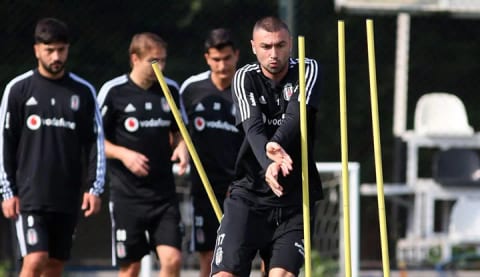 Beşiktaş, 5 eksikle çalıştı!