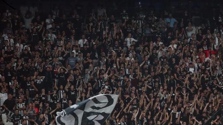 Beşiktaş-Adana Demirspor maçının biletleri satışa çıkıyor!