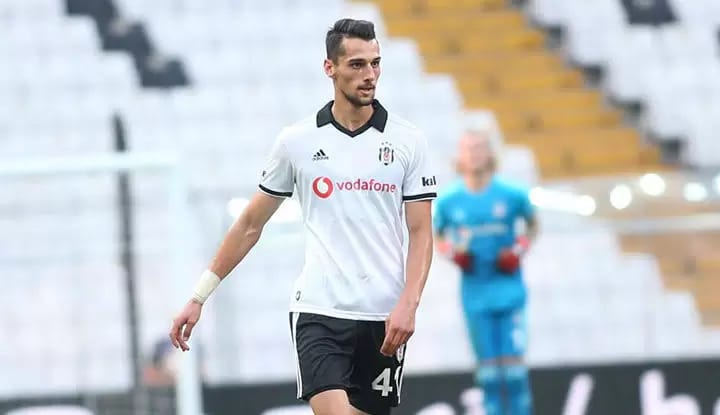 Beşiktaş, Alpay Çelebi'nin yeni takımını resmen açıkladı