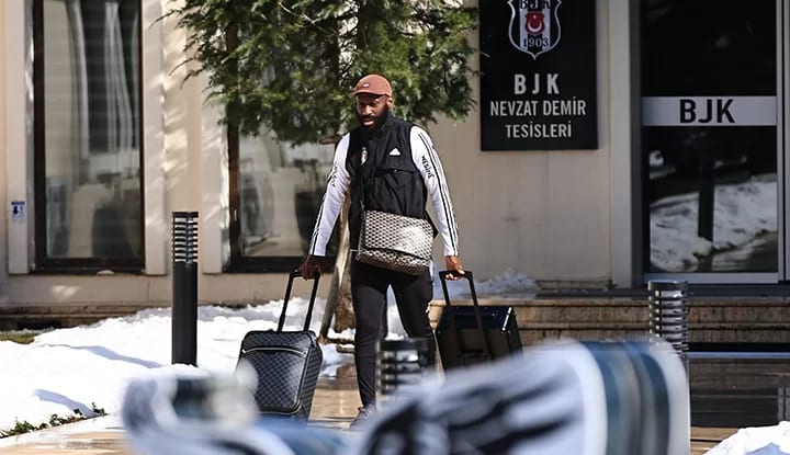 Beşiktaş Antalya'ya gitti