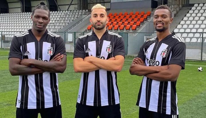 Beşiktaş antrenmanında ünlü antrenör