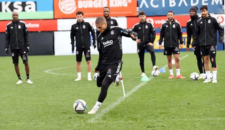 Beşiktaş antrenmanında yeni dönem! Uygulama başladı!