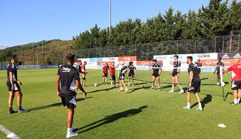 Beşiktaş, ayak tenisi oynadı!