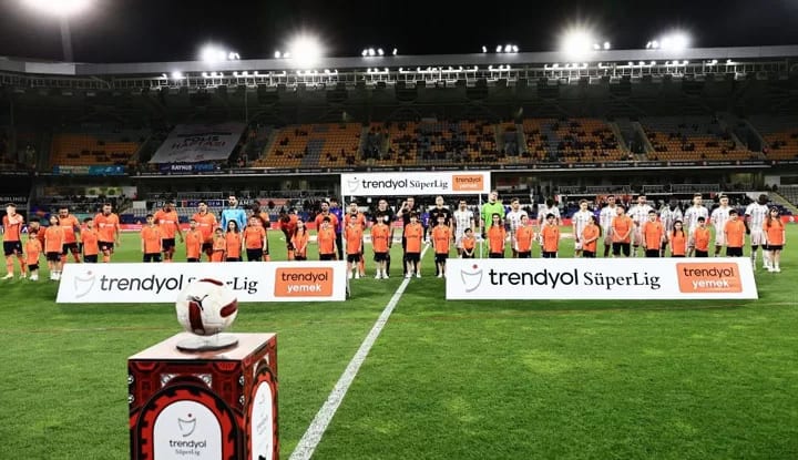 Beşiktaş, Başakşehir deplasmanından 1 puanla dönüyor!
