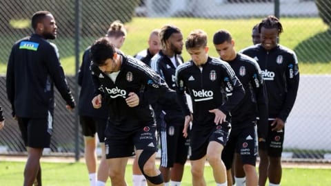 Beşiktaş, Başakşehir maçına hazır! Pjanic'de son durum! N'Sakala...