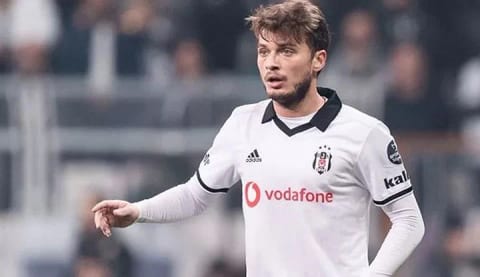 Beşiktaş Başkanı Ahmet Nur Çebi'den Adem Ljajic tepkisi! "Bu nasıl sözleşme?"