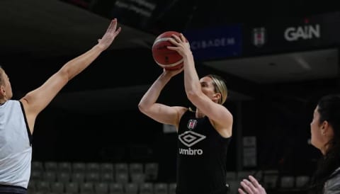 Beşiktaş BOA – ÇBK Mersin çeyrek final maçında karşı karşıya