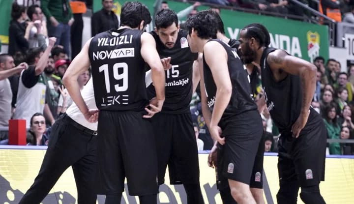 Beşiktaş, Bursa deplasmanından mağlup dönüyor!