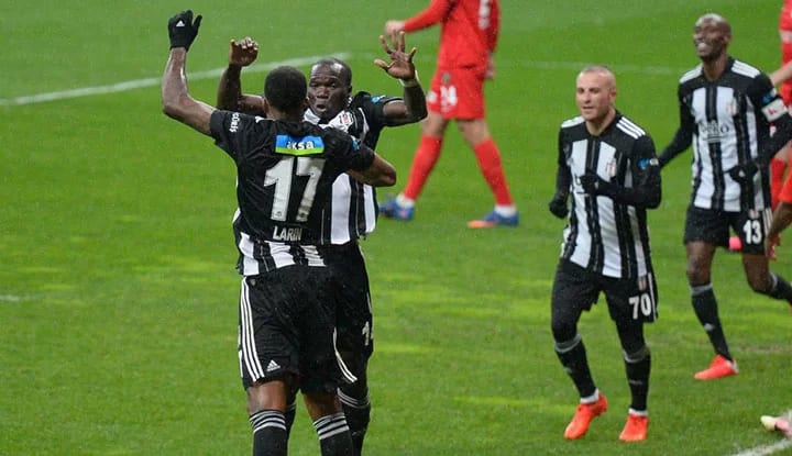 "Beşiktaş, çok bilmişlerin "Ligi ancak 5. bitirir" yorumlarıyla..."
