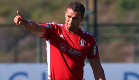 Beşiktaş derbide bir ilki başarmak istiyor!