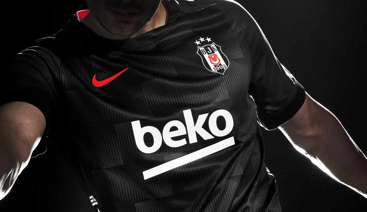 Beşiktaş derbiye Siyah forma ile çıkacak!