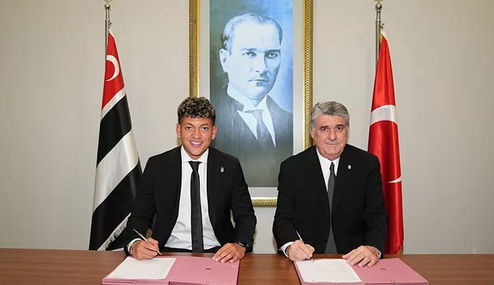 Beşiktaş, Elan Ricardo ile resmi sözleşmeyi imzaladı!