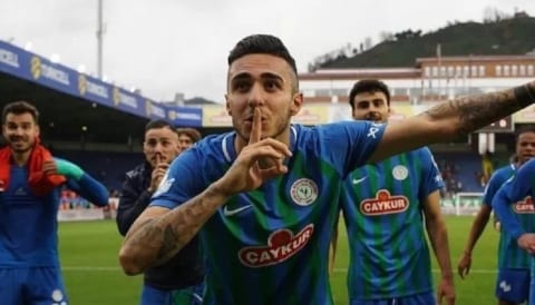 Beşiktaş, Emirhan için yarışta!