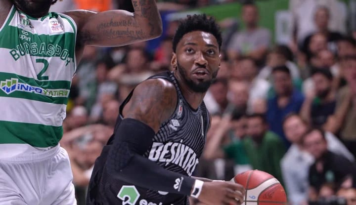 Beşiktaş Emlakjet, Bursa deplasmanından mağlubiyet ile dönüyor!