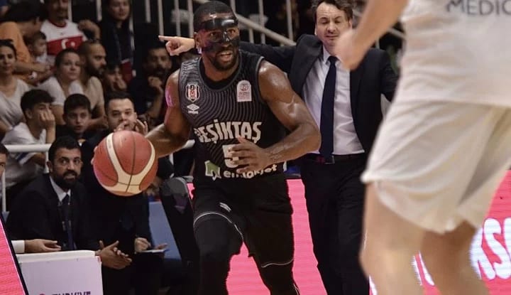 Beşiktaş Emlakjet, Büyükçekmece deplasmanında galip!