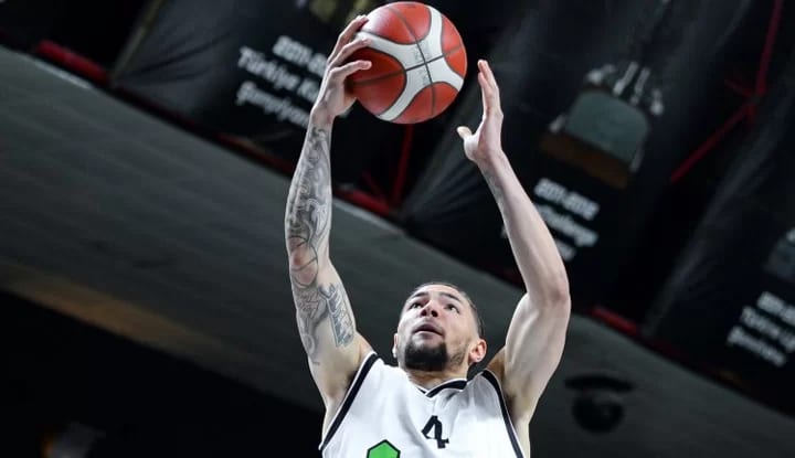 Beşiktaş Emlakjet kendi evinde mağlup!
