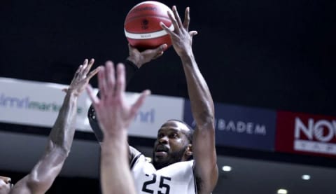 Beşiktaş Emlakjet kendi evinde mağlup!