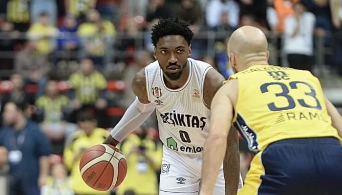Beşiktaş Emlakjet kupadan elendi!