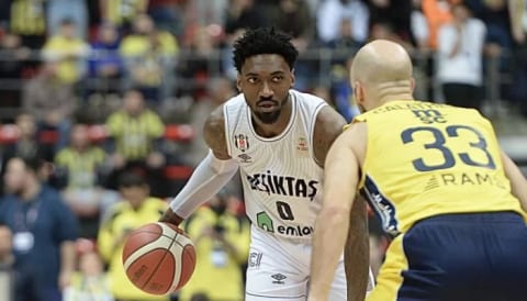 Beşiktaş Emlakjet kupadan elendi!