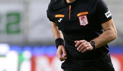 Beşiktaş eski bir hakemi görevlendirdi!
