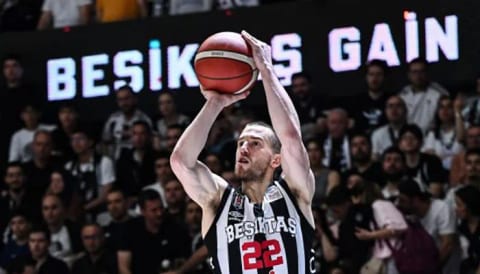 Beşiktaş GAİN, Fenerbahçe Beko deplasmanında!