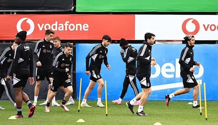 Beşiktaş, Galatasaray maçı hazırlıklarına başladı!