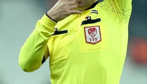 Beşiktaş-Galatasaray maçını yönetecek hakem belli oldu!