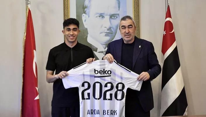 Beşiktaş, genç futbolcu ile profesyonel sözleşme imzaladı!