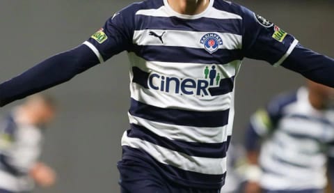 Beşiktaş genç oyuncu için düğmeye bastı!