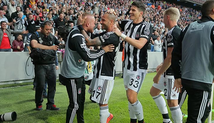 "Beşiktaş için biçilmiş kaftan bir transfer olur"
