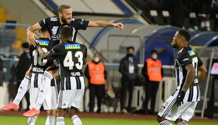 "Beşiktaş için ne kadar önemli olduğuna bir kez daha şahit olduk"