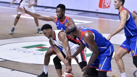 Beşiktaş Icrypex, Anadolu Efes'e mağlup