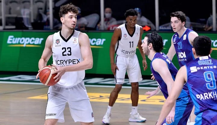 Beşiktaş Icrypex yine 100'ü aştı, Ahmet Nur Çebi takımı kutladı