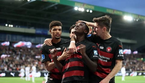 Beşiktaş istedi Midtjylland reddetti!