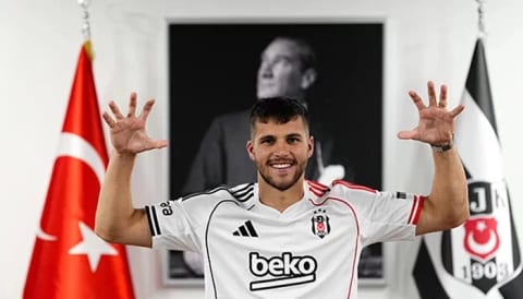 Beşiktaş, Jurasek ile yolları ayırdı!
