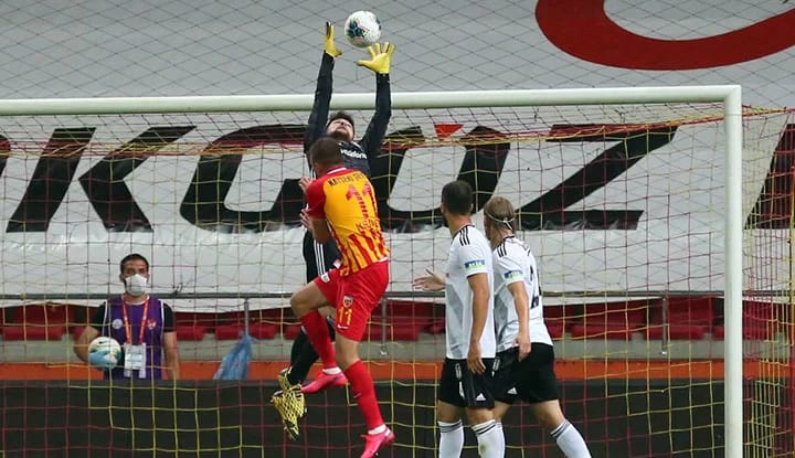 Beşiktaş, Kayseri'den mağlup dönüyor
