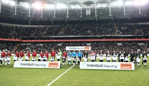 Beşiktaş kendi evinde Adana Demirspor ile berabere kaldı!