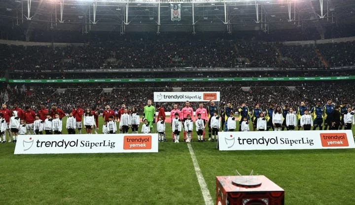 Beşiktaş kendi evinde mağlup oldu!