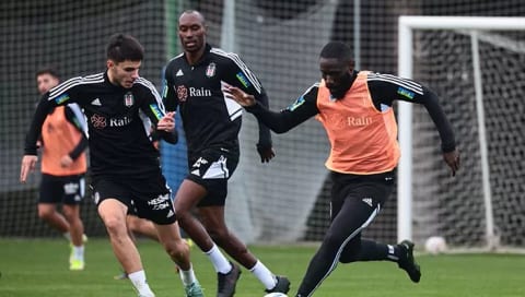 Beşiktaş kondisyon ve taktik çalıştı!